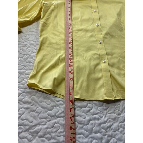 Liz Claiborne Non-Iron Yellow Button Down 100% Cotton Blouse size 8 - Picture 3 of 5
